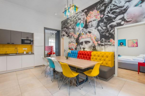 FACES Apartment - Funky design in vibrant centre